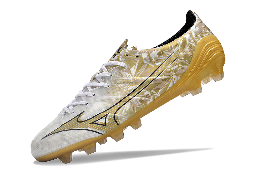 Mizuno alpha FG